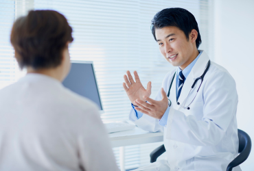 Một số mẫu câu giao tiếp tiếng Hàn thông dụng khi khám bệnh, hỏi thăm sức khỏe