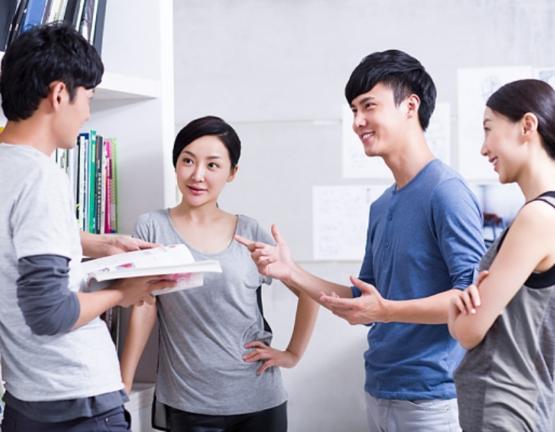 Thuc-hanh-giao-tiep-la-yeu-to-quan-trong-khi-hoc-tieng-Han